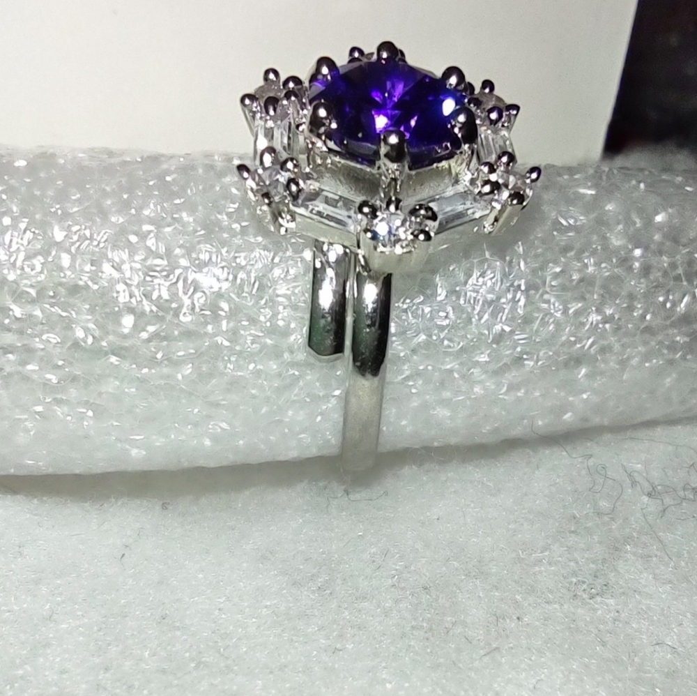 Amethyst Cocktail Ring - Picture 7 of 9